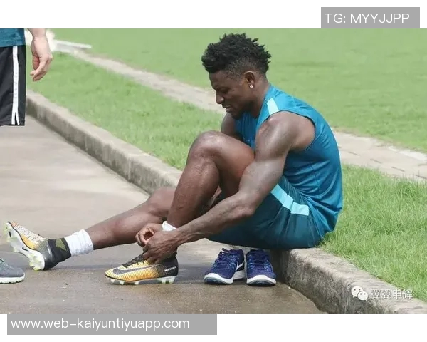 明天进行核磁共振检查里弗斯对小凯文波特扭伤情况表示担忧希望一切顺利