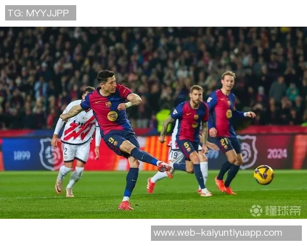 巴德吉在国家队的出色表现彰显德科与弗里克的眼光回归巴萨面临激烈竞争挑战
